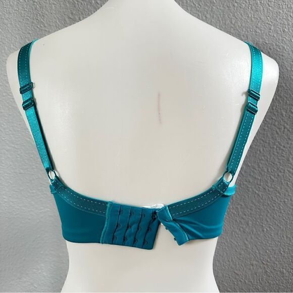 Chantelle high impact multi way underwire sports bra in turquoise Sz 30DD - Picture 4 of 6